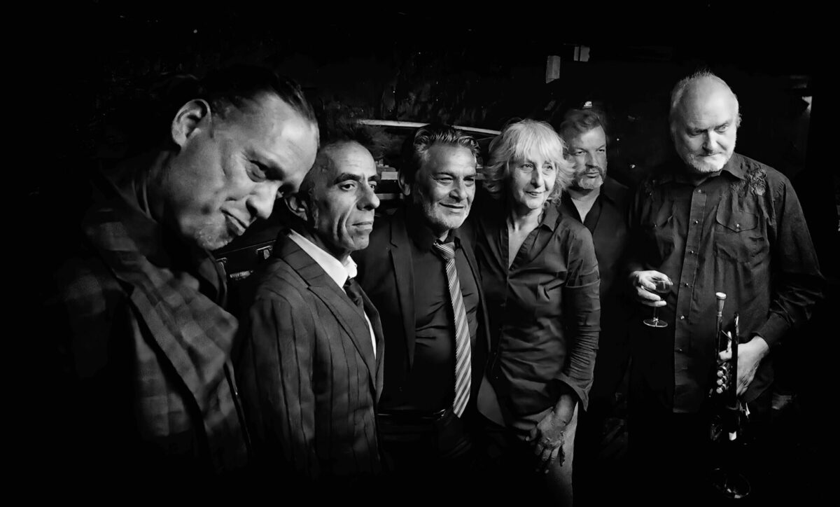 LES NEGRESSES VERTES